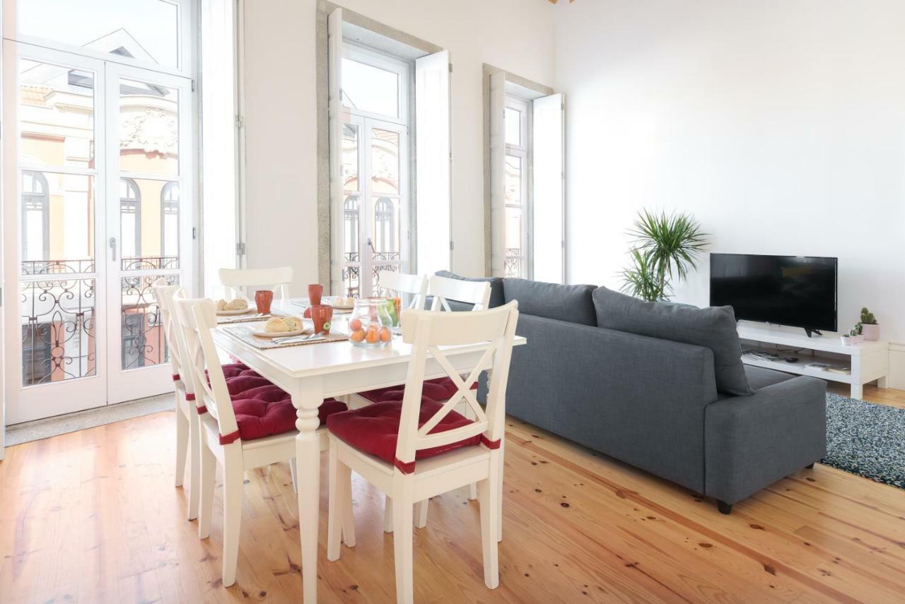 Skylight Apartment Порто Екстериор снимка